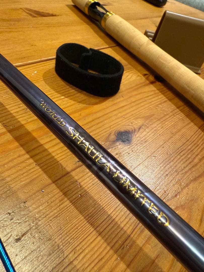 ワールドシャウラリミテッド　2832