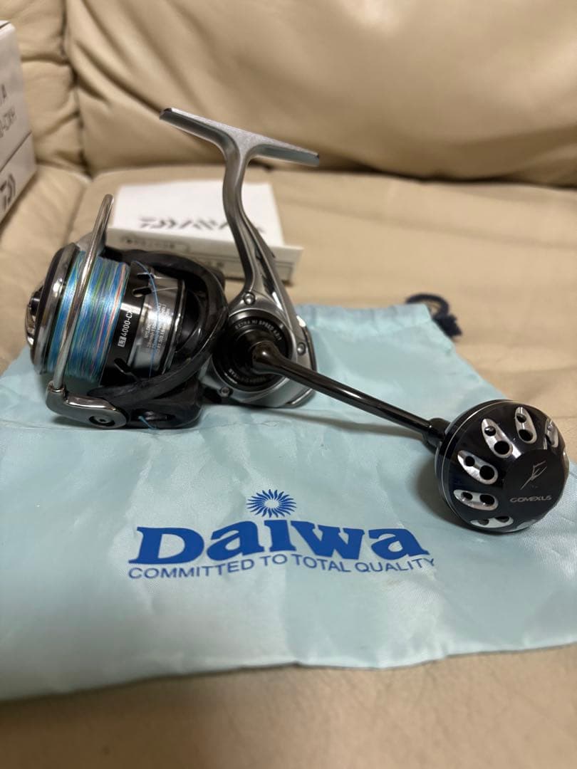 Daiwa CALDIA 4000-CXH スピニングリール