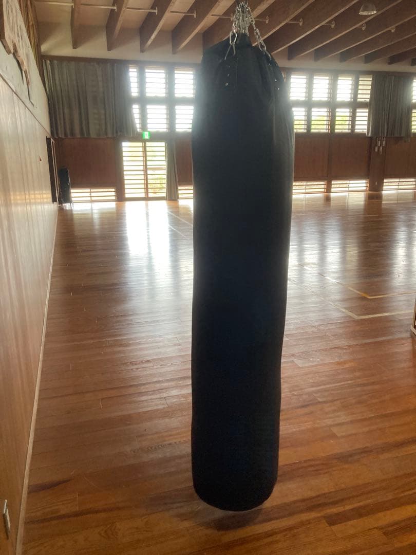 美品　サンドバッグ 180cm以上　高重量　引き取り限定　フルサイズ　熊本