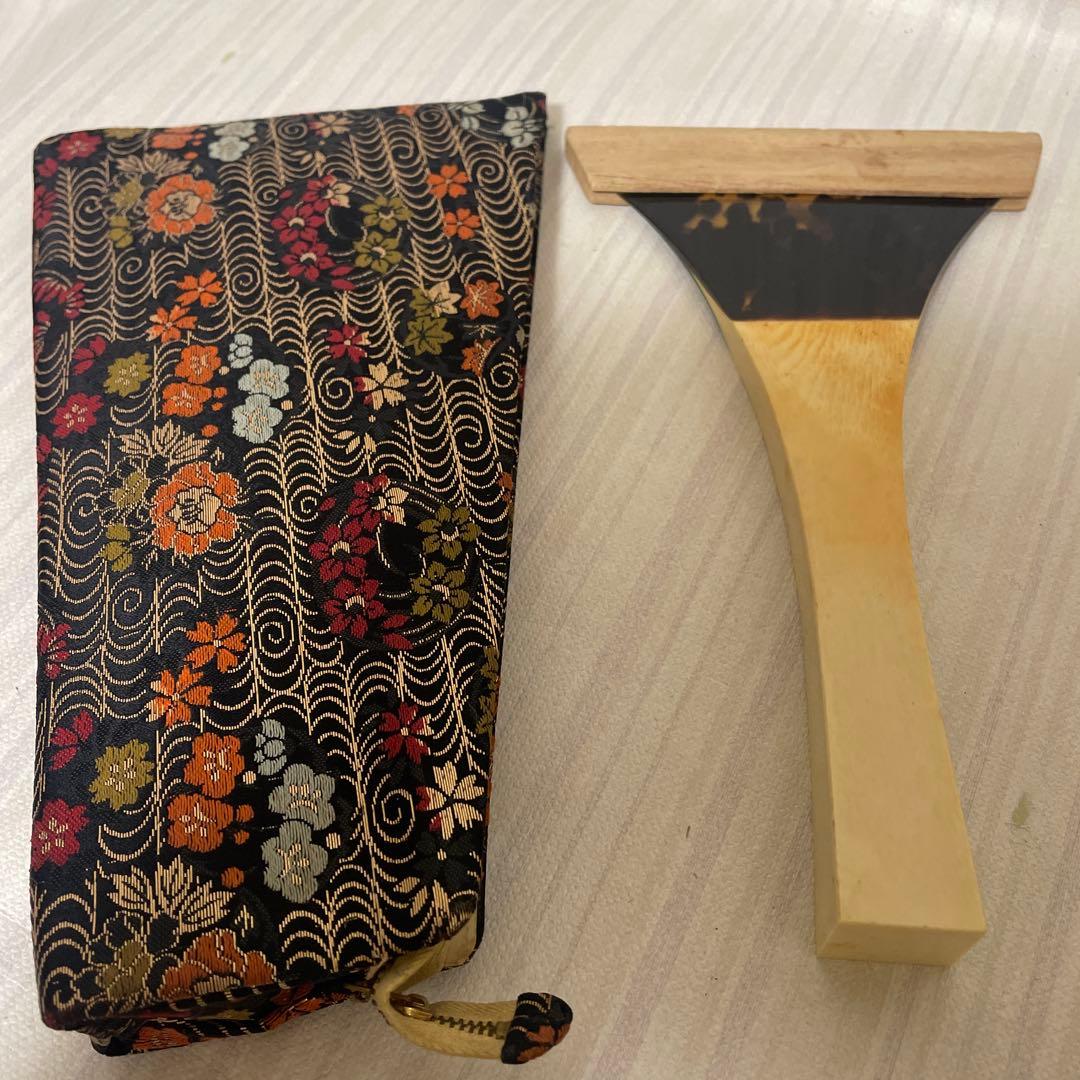 保管品 三味線バチ 花柄ケース付き べっこう