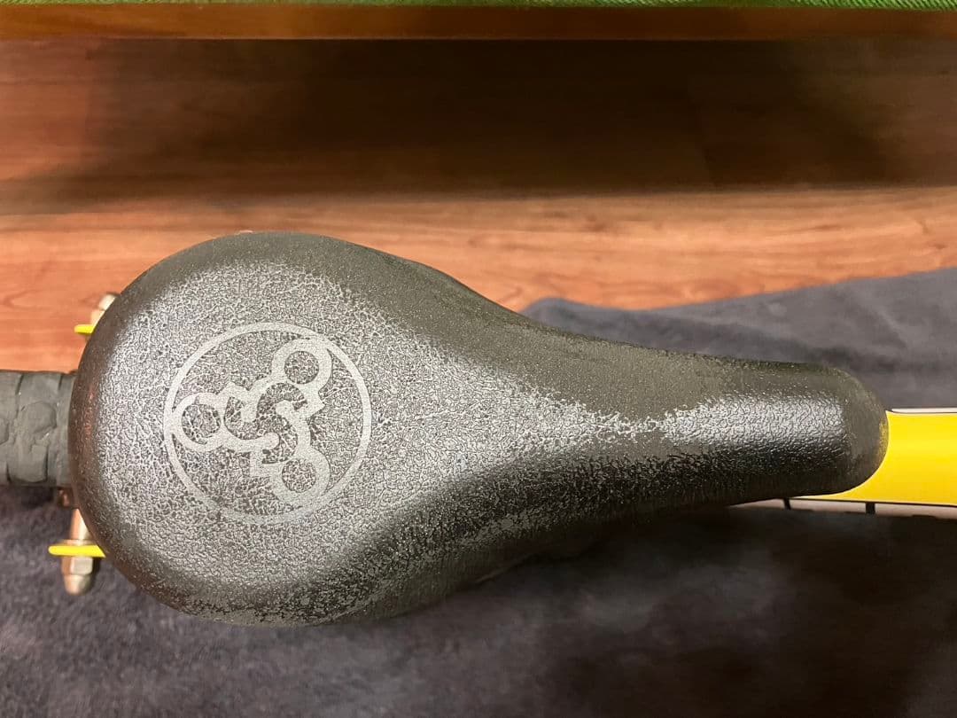 ストライダー　イエロー　スポーツ