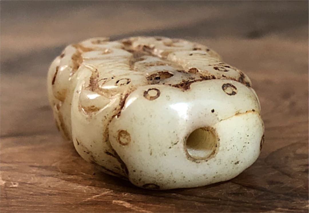 中国美術 老白玉 細密両面双魚刻 古玩 根付 ペンダント 23㌘