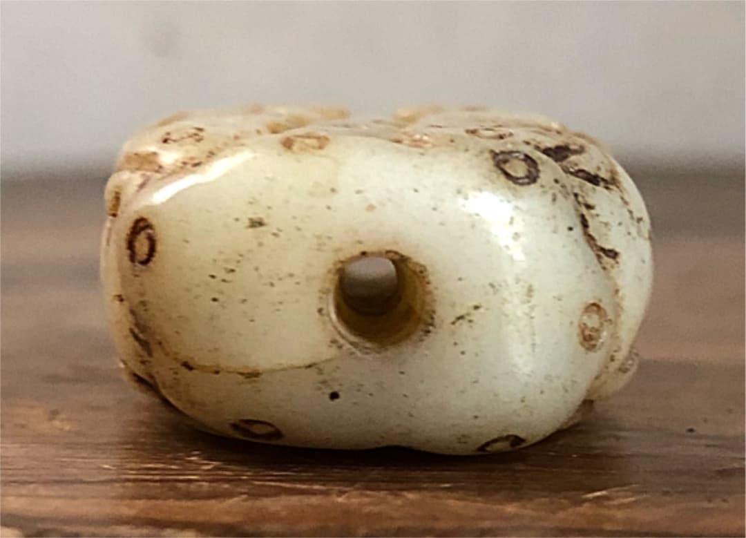 中国美術 老白玉 細密両面双魚刻 古玩 根付 ペンダント 23㌘