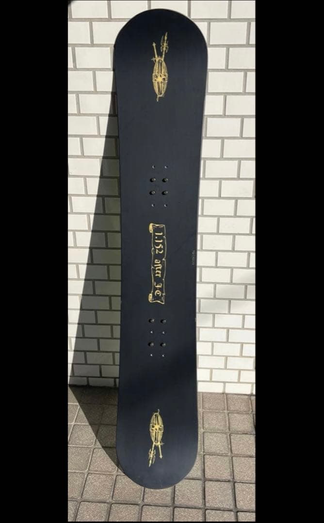 スノーボード 板　黒ゴールド 1/2 after 9 152cm