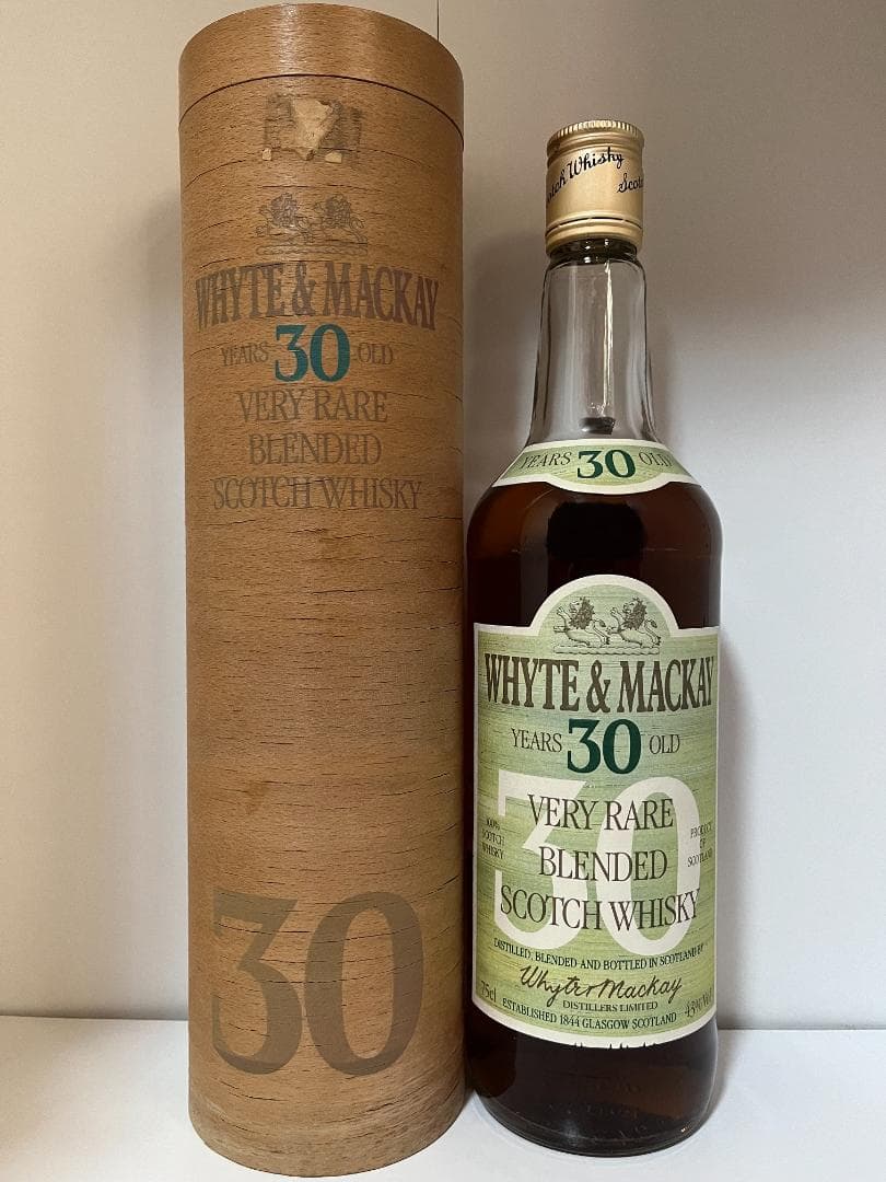 ホワイト＆マッカイ 30年・WHYTE & MACKAY 30yo