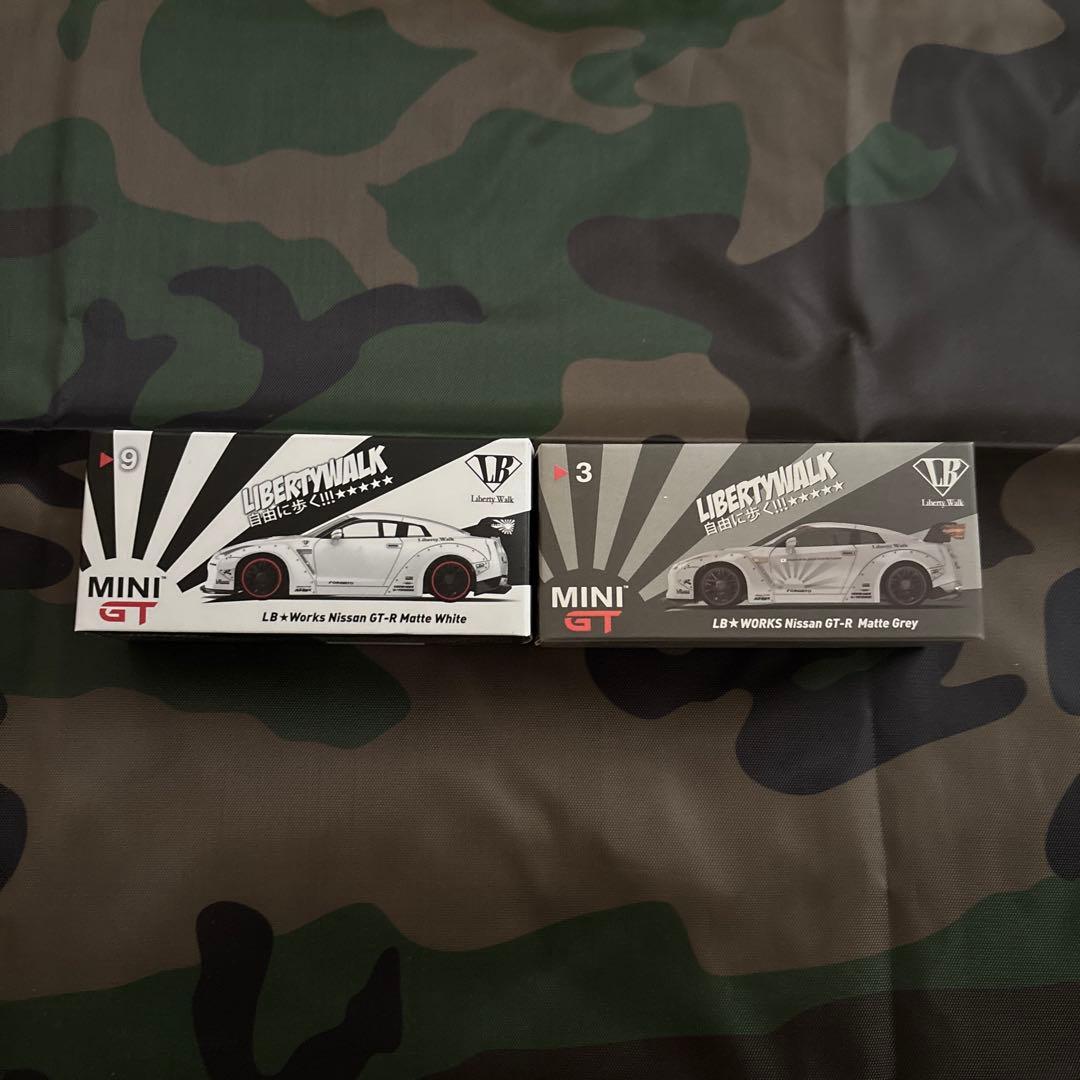 MiNiGT LBworks Nissan GT-R 2台セット