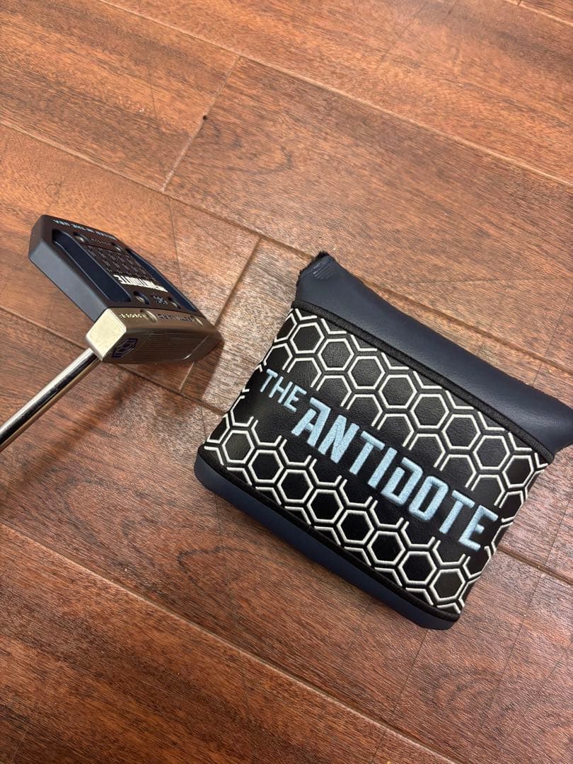 ゼロトルク　THE ANTIDOTE パター ヘッドカバー付き　ベティナルディ