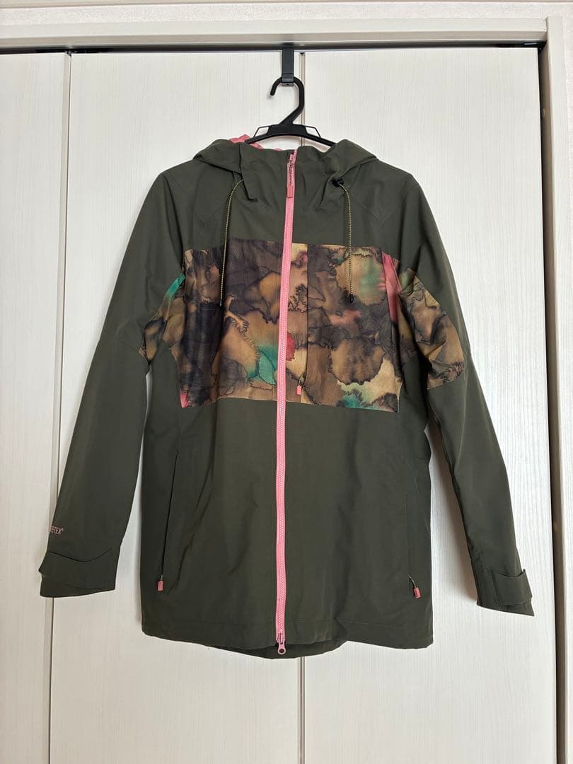 BURTON AK GORE-TEX ジャケット レディースMサイズ