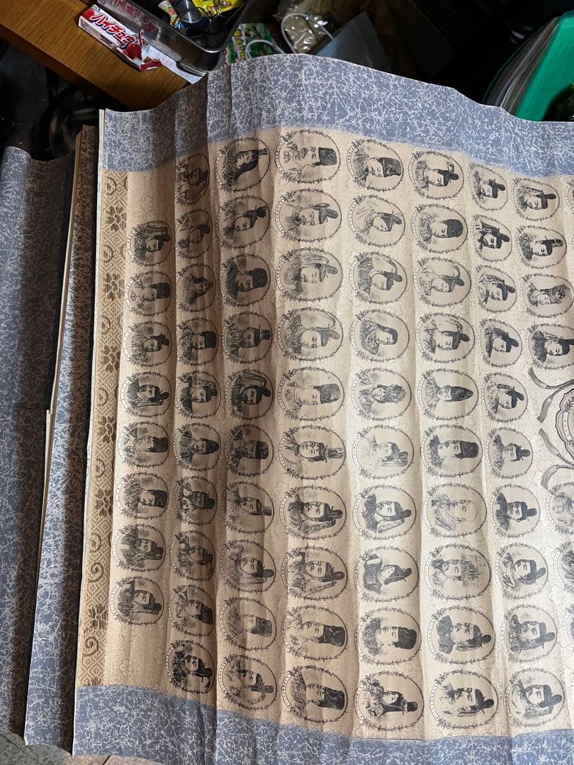 日本国歴代天皇掛け軸、日本国歴代天皇御真影図、掛け軸、