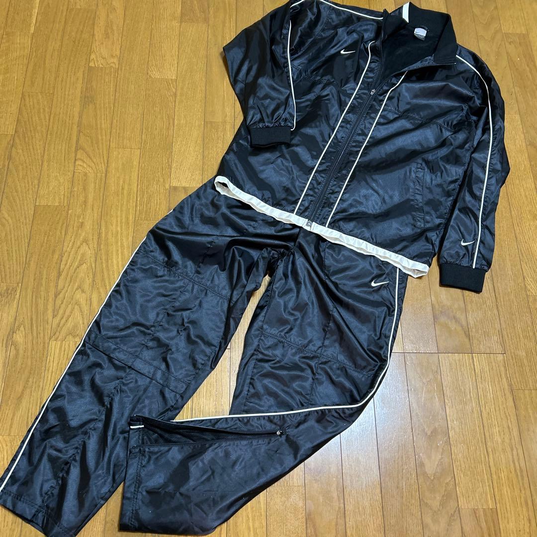 NIKEナイロン上下セット美品
