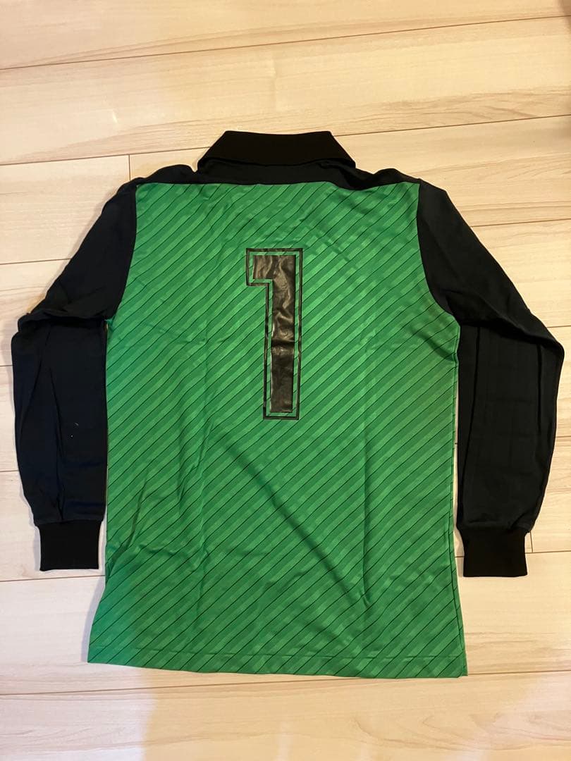 千*い様 1990年 日本代表GKユニホーム緑色 長袖 シャツ 肘パッド付き【超