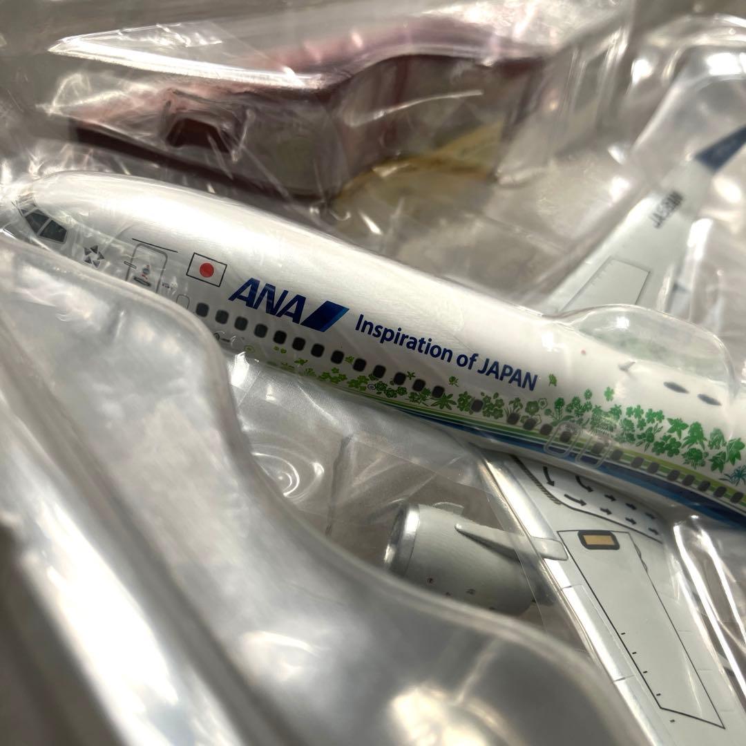 【限定新品】ANA 737-800 ふるさとジェット 1/200【匿名】