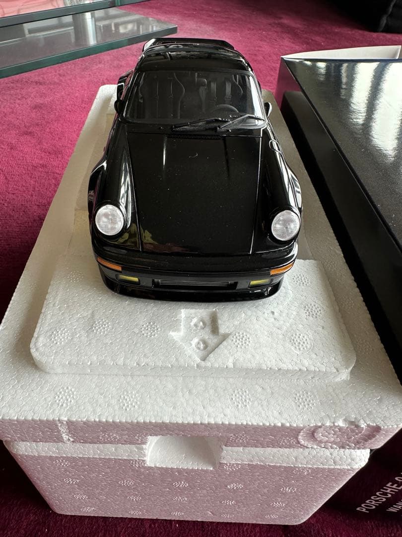 Autoart Porsche 911 (930) Turbo 湾岸ミッドナイト