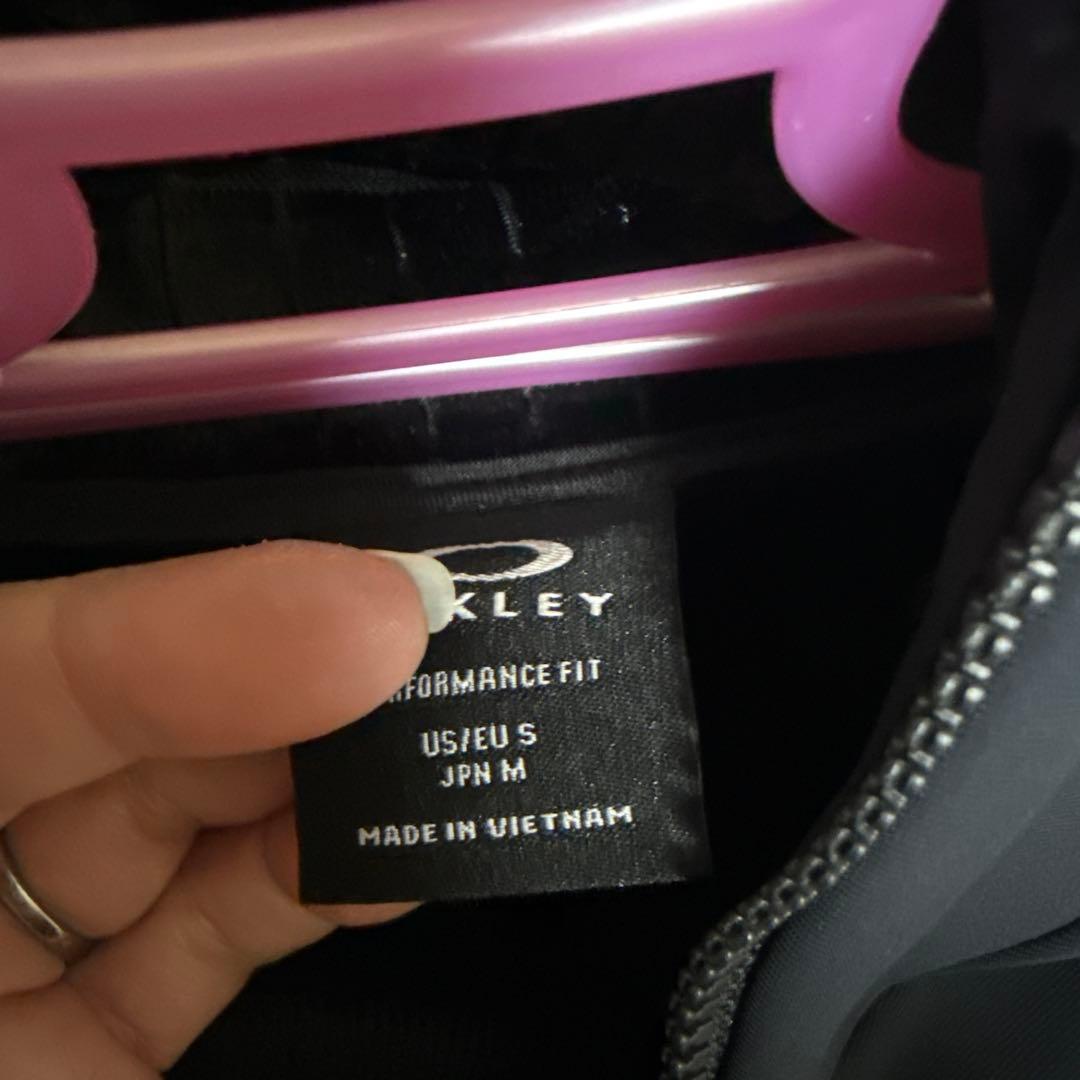 本日限定SALE！OAKLEY フード付き裏地ベロア上下BLACK 美品！