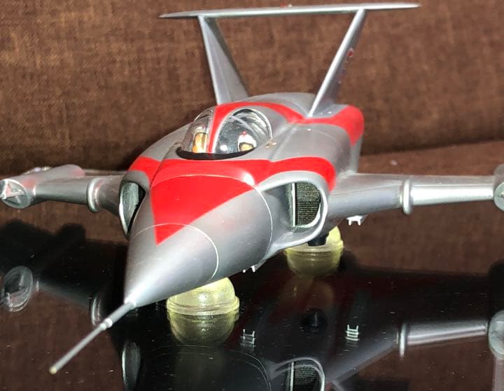 帰ってきたウルトラマン　マルイ 1/72 マットアロー1号 飾り台付