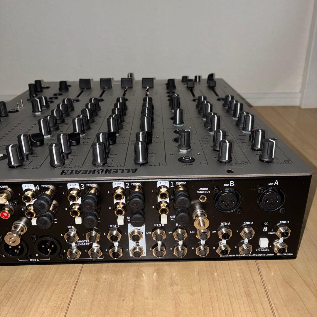 ALLEN&HEATH Xone:96 DJミキサー　デッキセイバー付き　美品！
