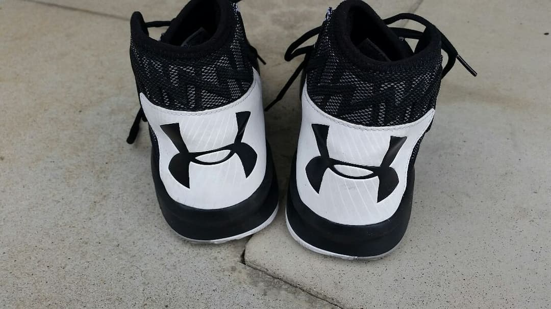 (送料無料)　セール中！！！　UNDER ARMOUR   2017年春夏モデル