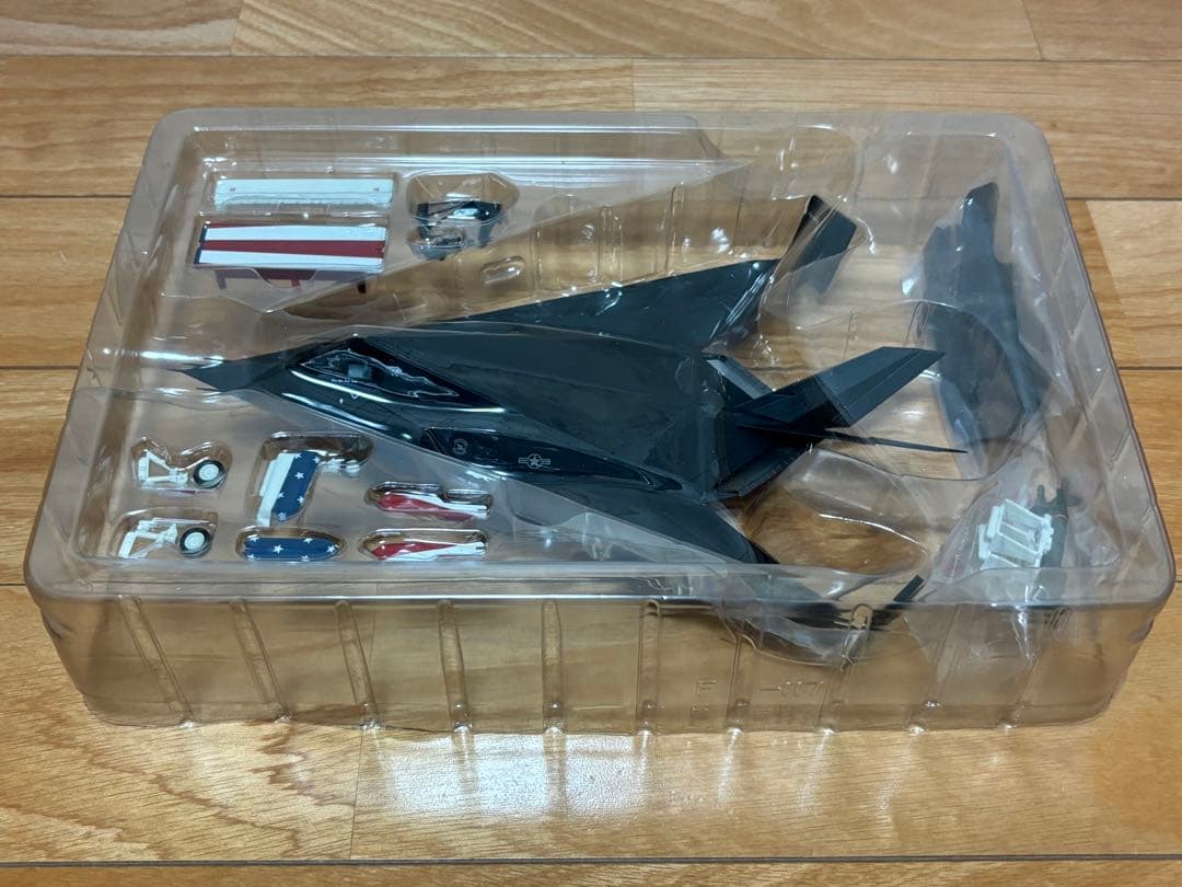 HM ホビーマスター 1/72 ロッキード F-117A ナイトホーク 未開封