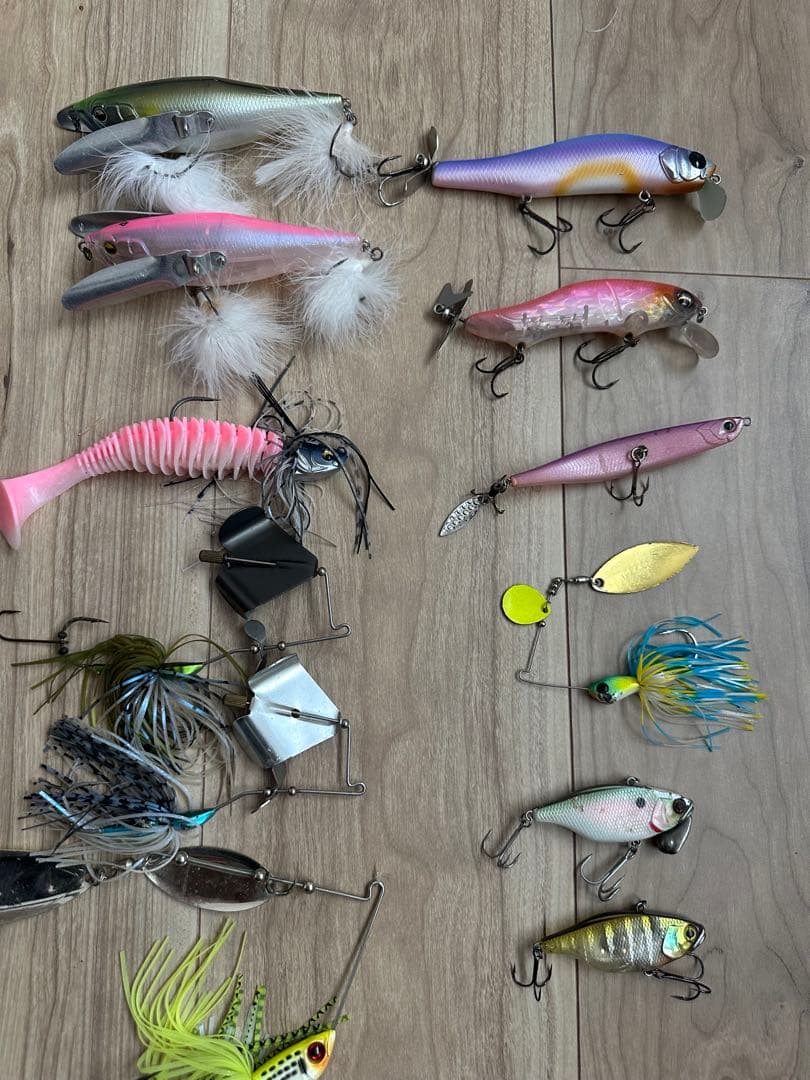 バス釣り　ハードルアー 24個セット