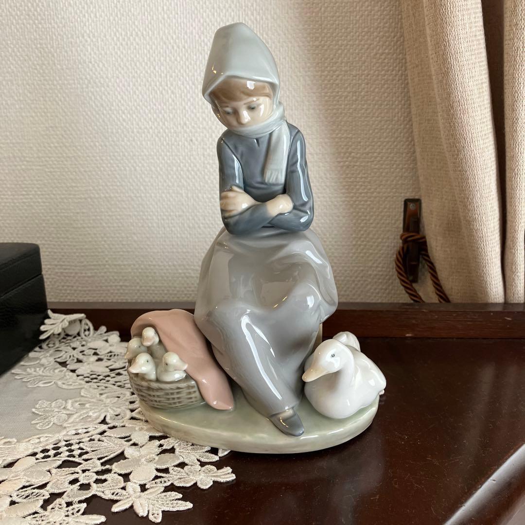 リヤドロ アヒルと少女