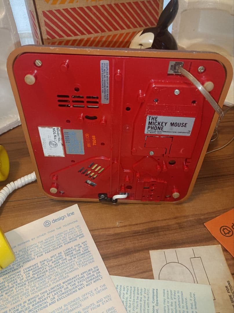 超希少　 　ウォルトディズニー　ミッキーマウス電話機