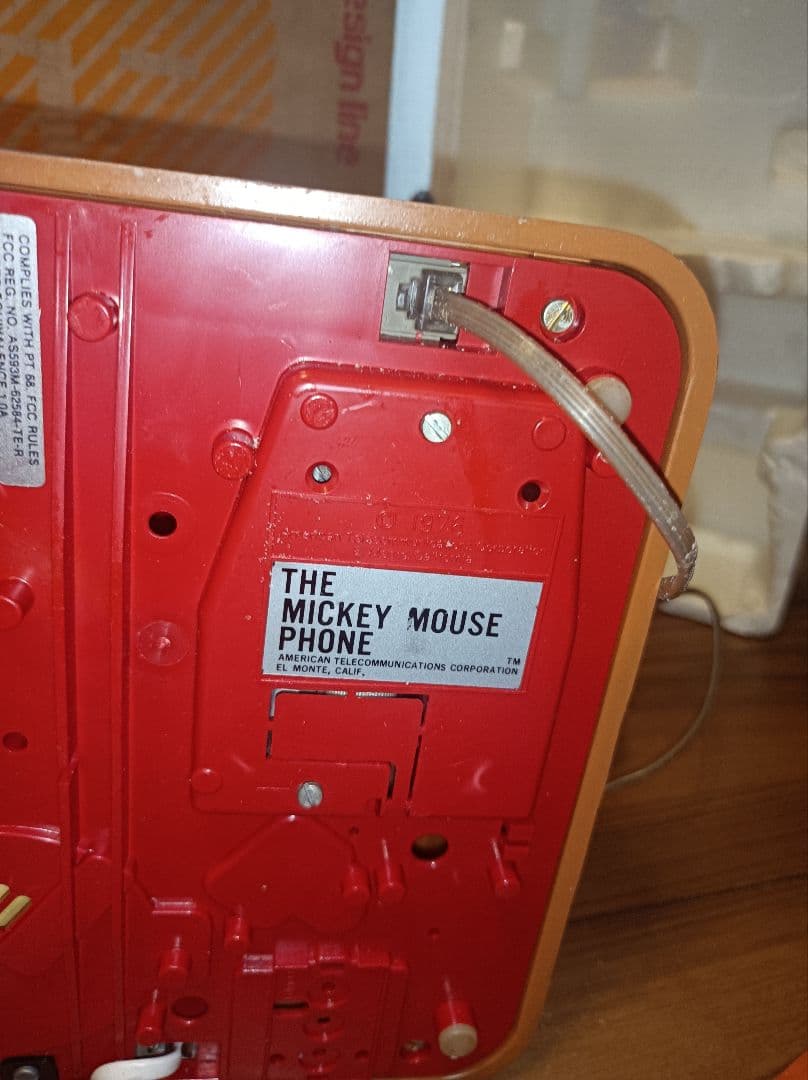 超希少　 　ウォルトディズニー　ミッキーマウス電話機