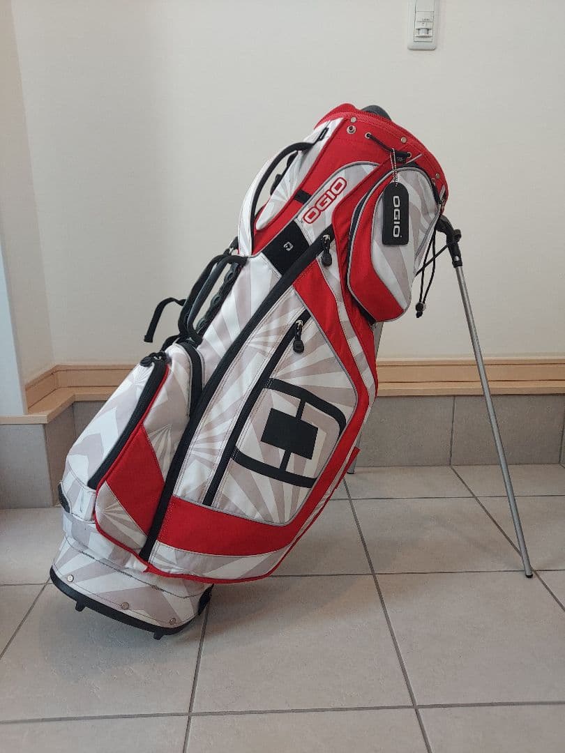 OGIO オジオ キャディバッグ ホワイト/レッド 8分割