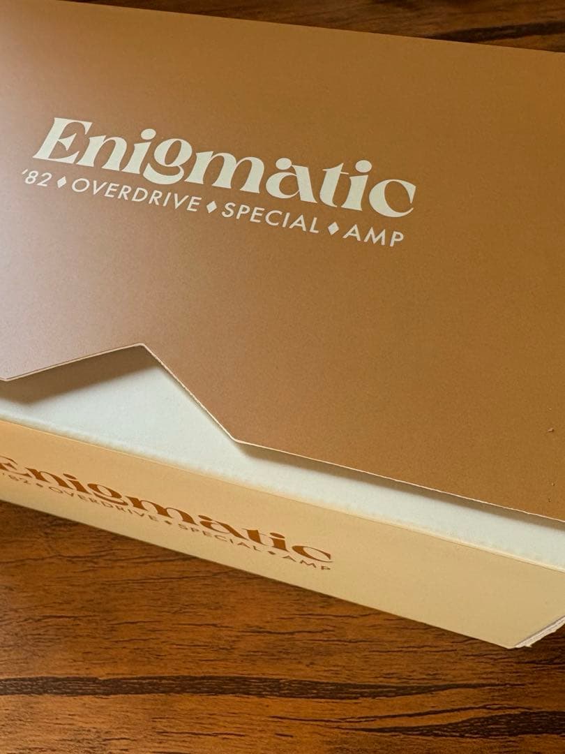 公式アダプタ+ UAFX Enigmatic '82 Overdrivb Amp