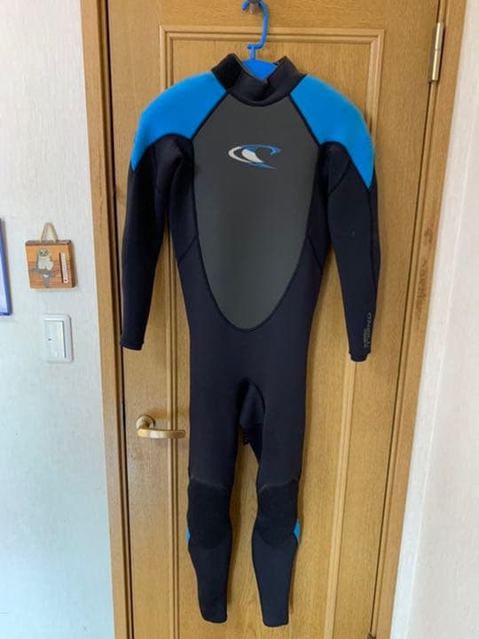 ウェットスーツ