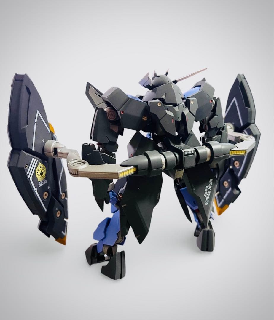 ガンプラHG ガンダムザガン全塗装完成品