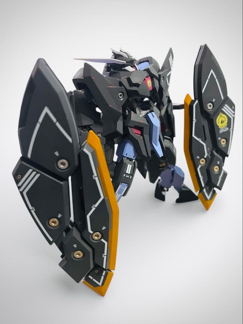 ガンプラHG ガンダムザガン全塗装完成品