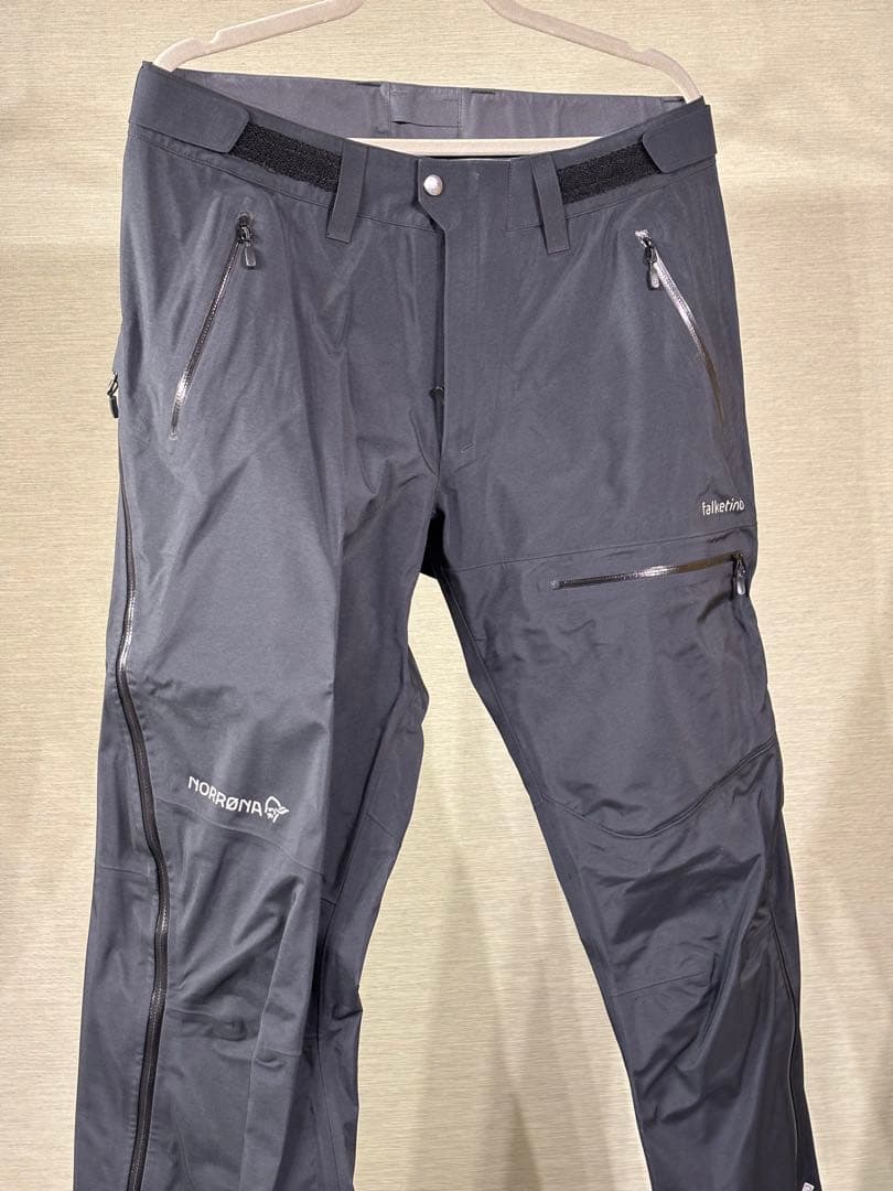 ノローナ Norrona falketind Gore-Tex Pants M