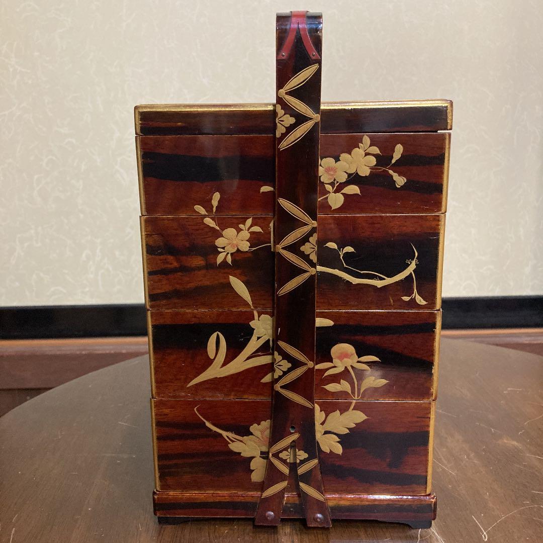 重箱　4段　漆塗　持ち手つき