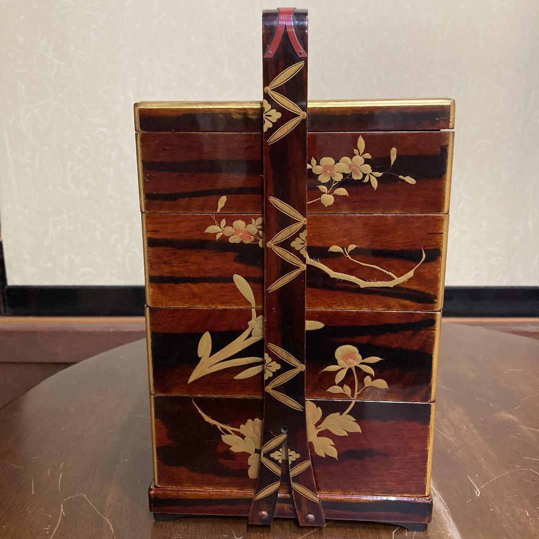 重箱　4段　漆塗　持ち手つき