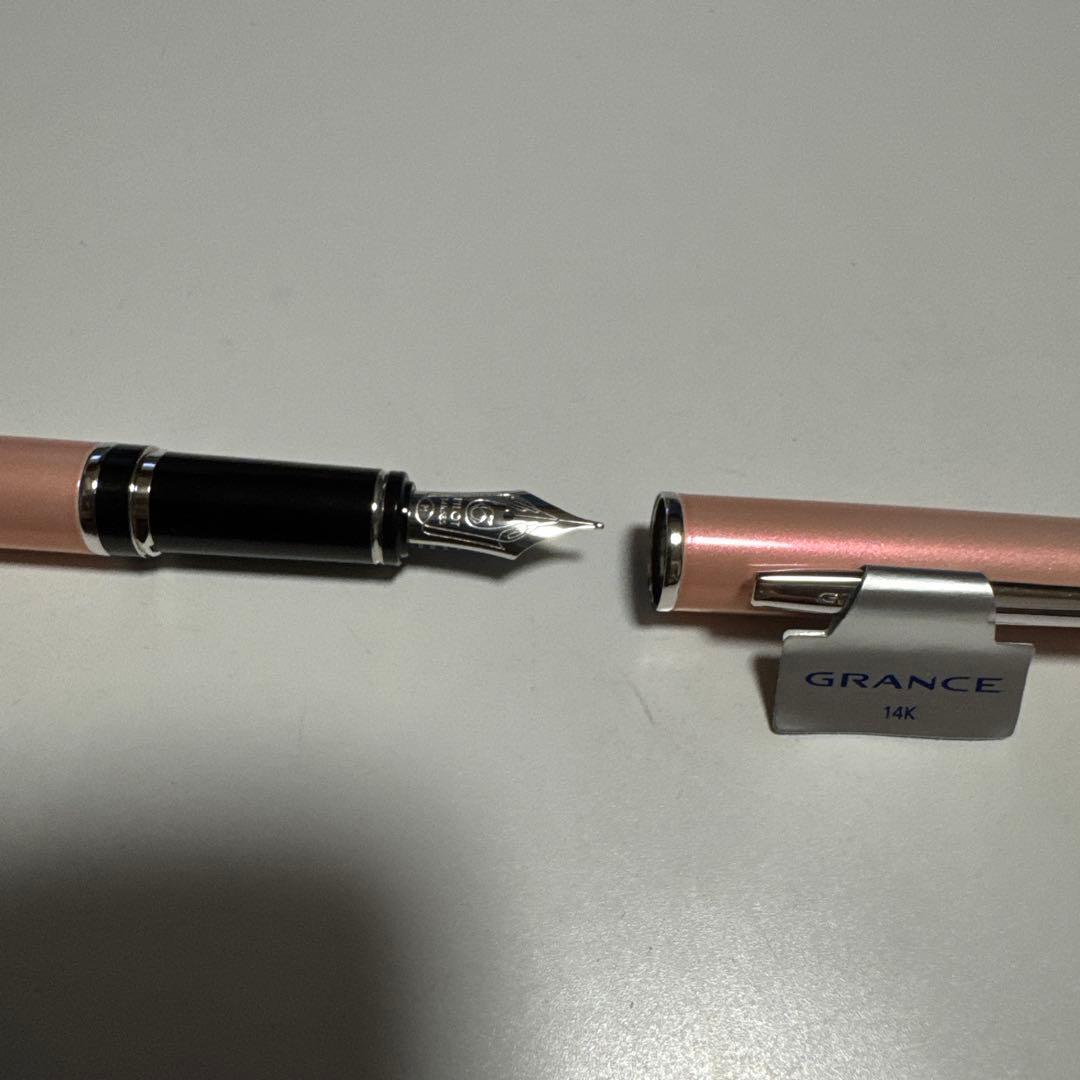 パイロット　万年筆　2017年限定万年筆　グランセ　春花　限定版　中字　Ｍニブ