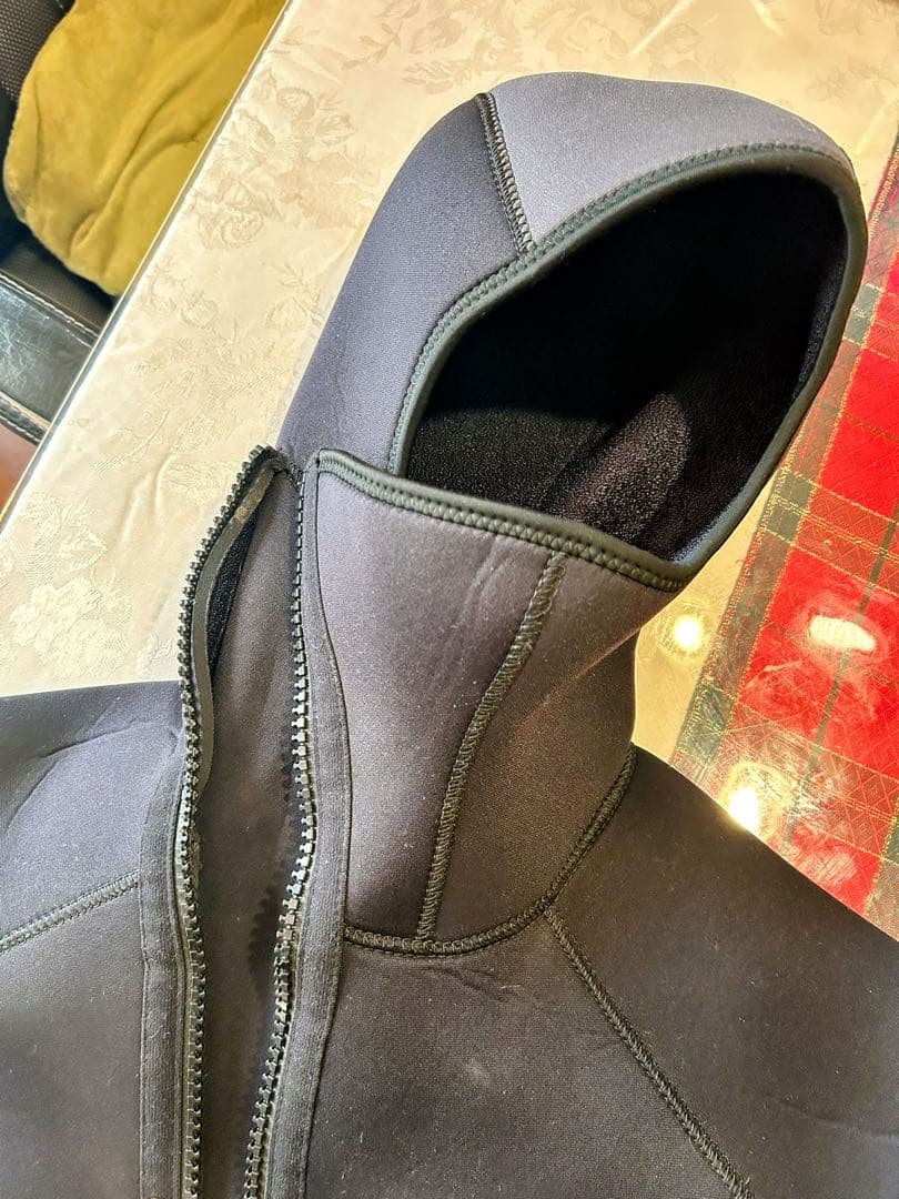 フード付きネオプレンフルウェットスーツ