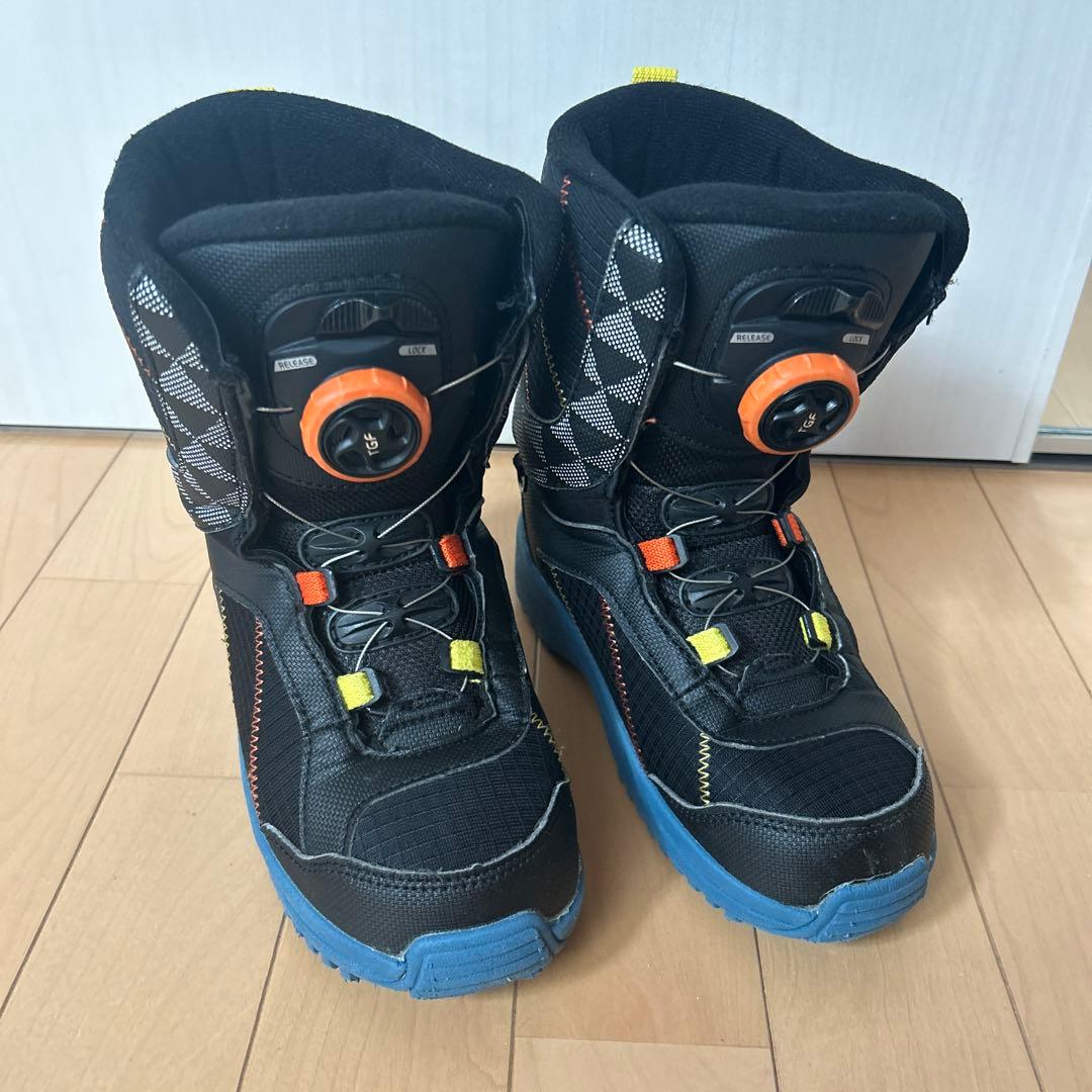 スノーボード用ブーツ　キッズ　21㎝