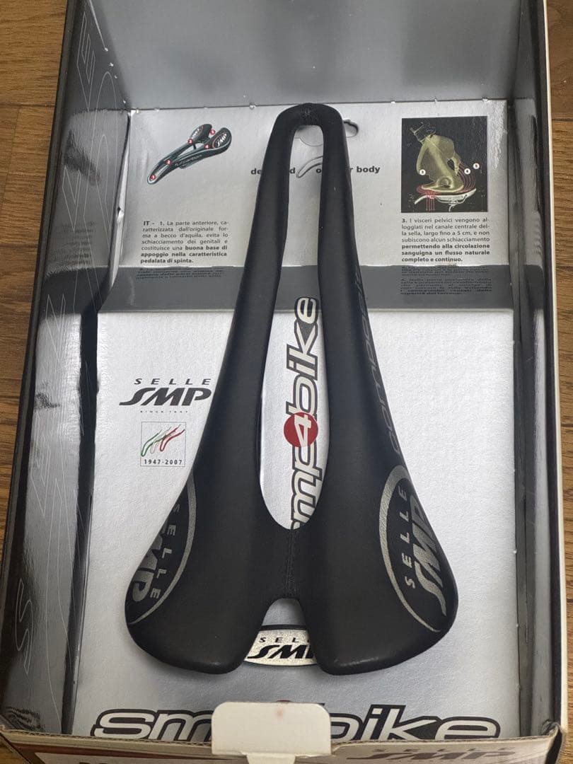 Selle SMP Composit サドル