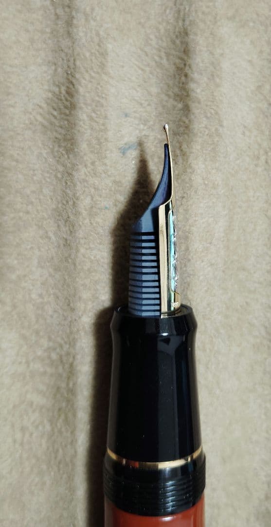 希少 パイロット万年筆 カスタムURUSHI 江戸柘榴 太字(B) 万年筆展限定