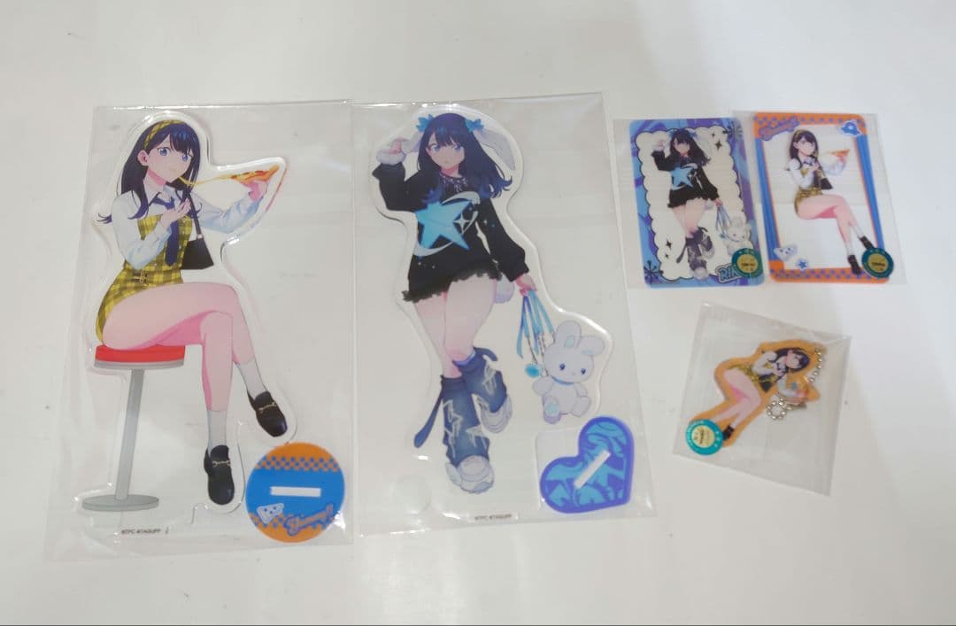 くじメイト グリッドマン 宝多六花 でかアクリルスタンド 2種 新品未開封