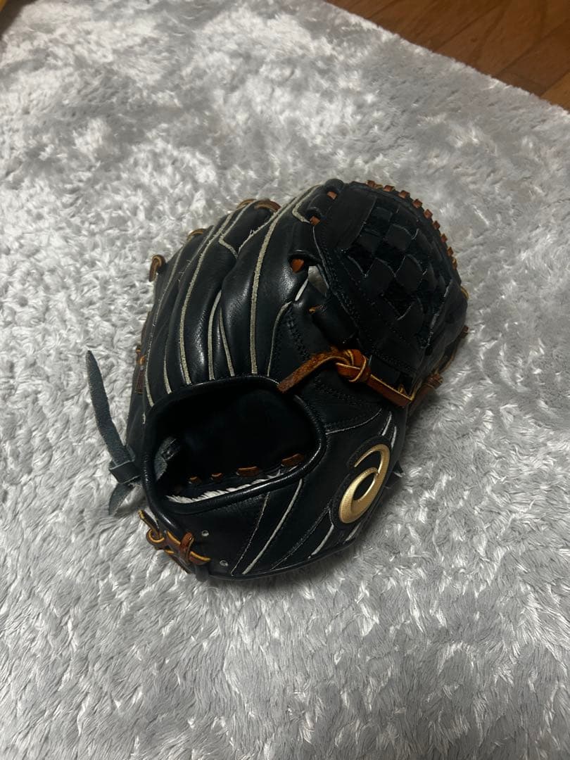 ゴールドステージブラックグラブ 右投げ用