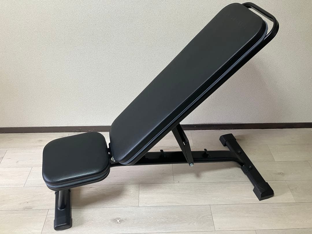 さ*ぐ様 調整可能なトレーニングベンチ 黒