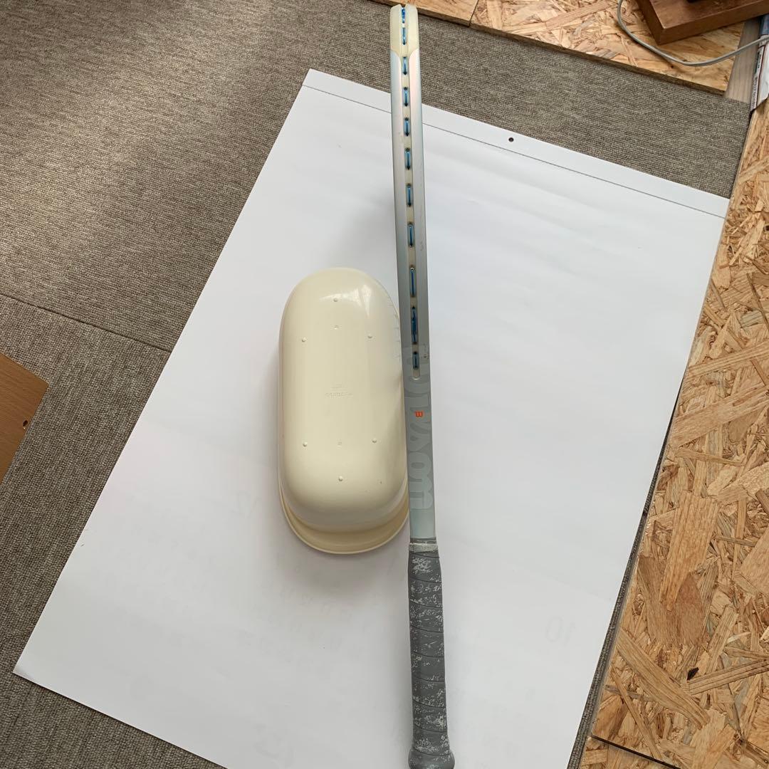 Wilsonテニスラケット SHIFT 99 G2 ホワイト ケースなし　①