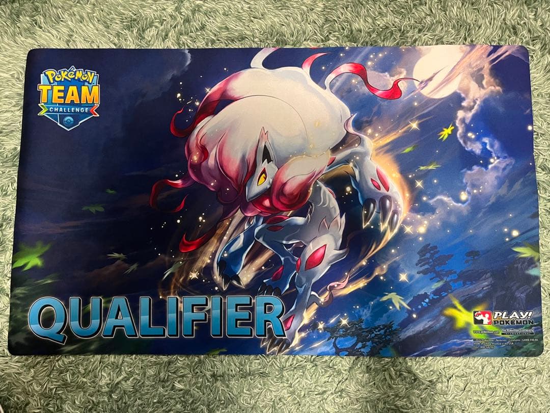 ポケモンカードゲーム　ヒスイゾロアーク　プレイマット 海外