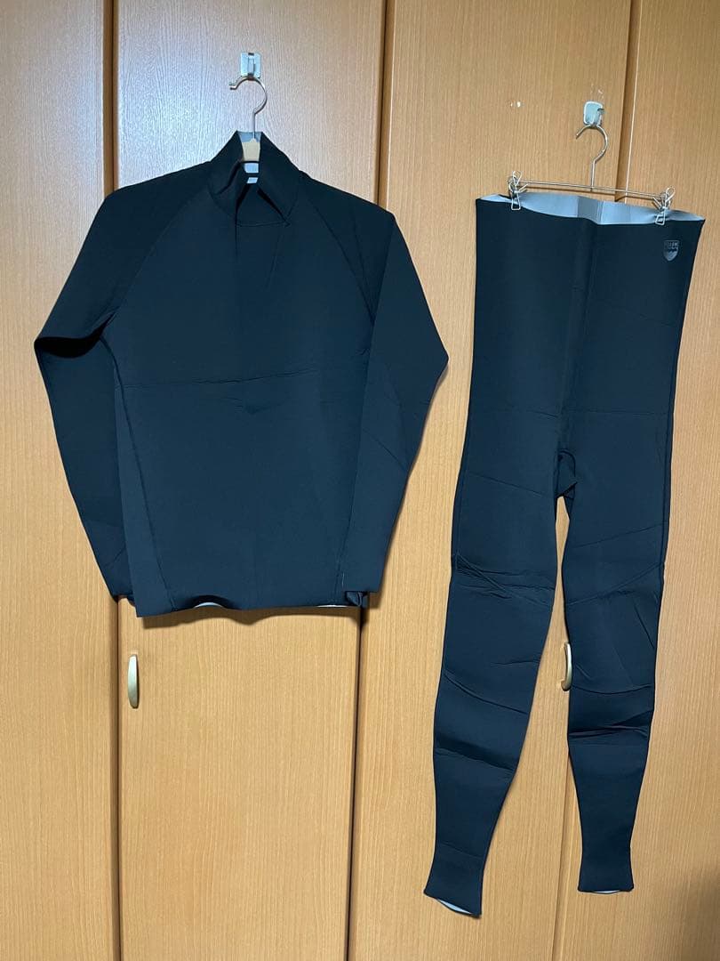 【未使用品】FELLOW 保温インナー メタルスキン　上下セットLBサイズ