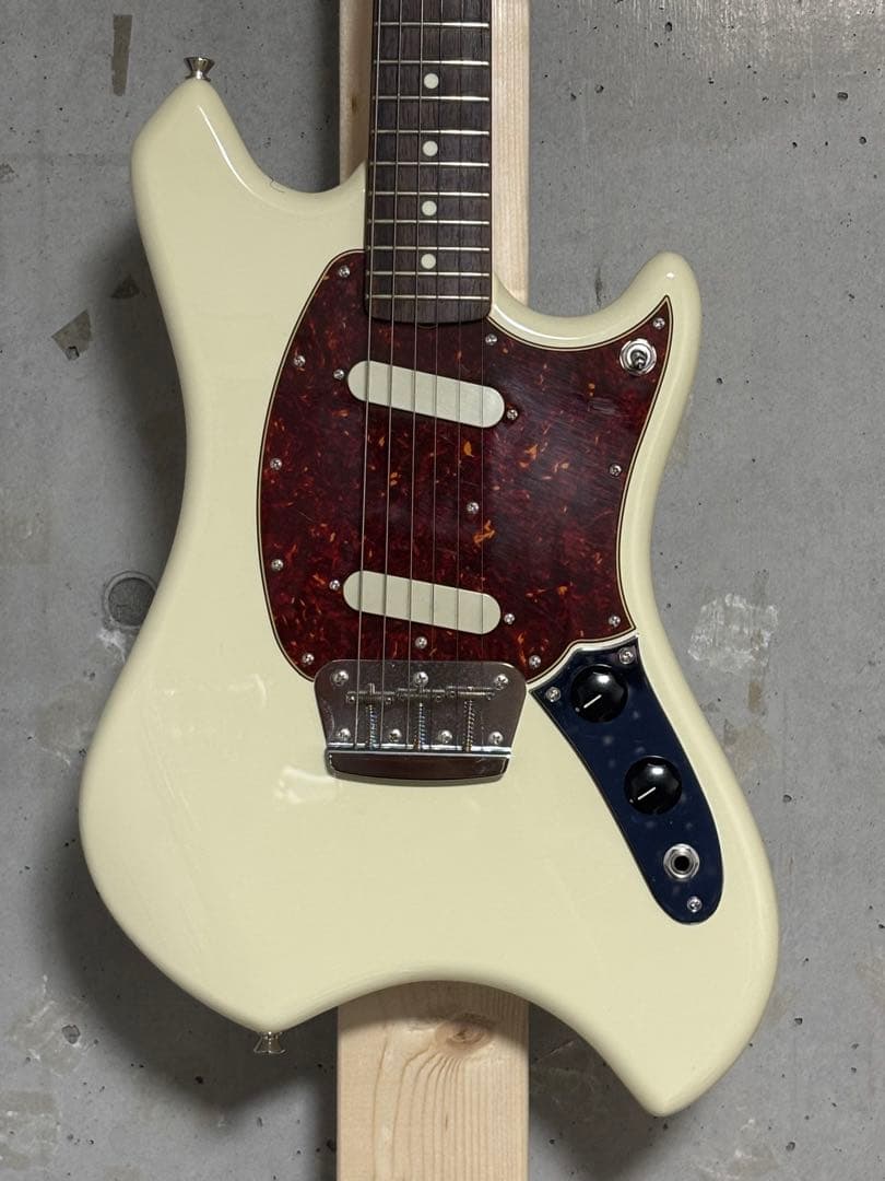 ギター fender swinger