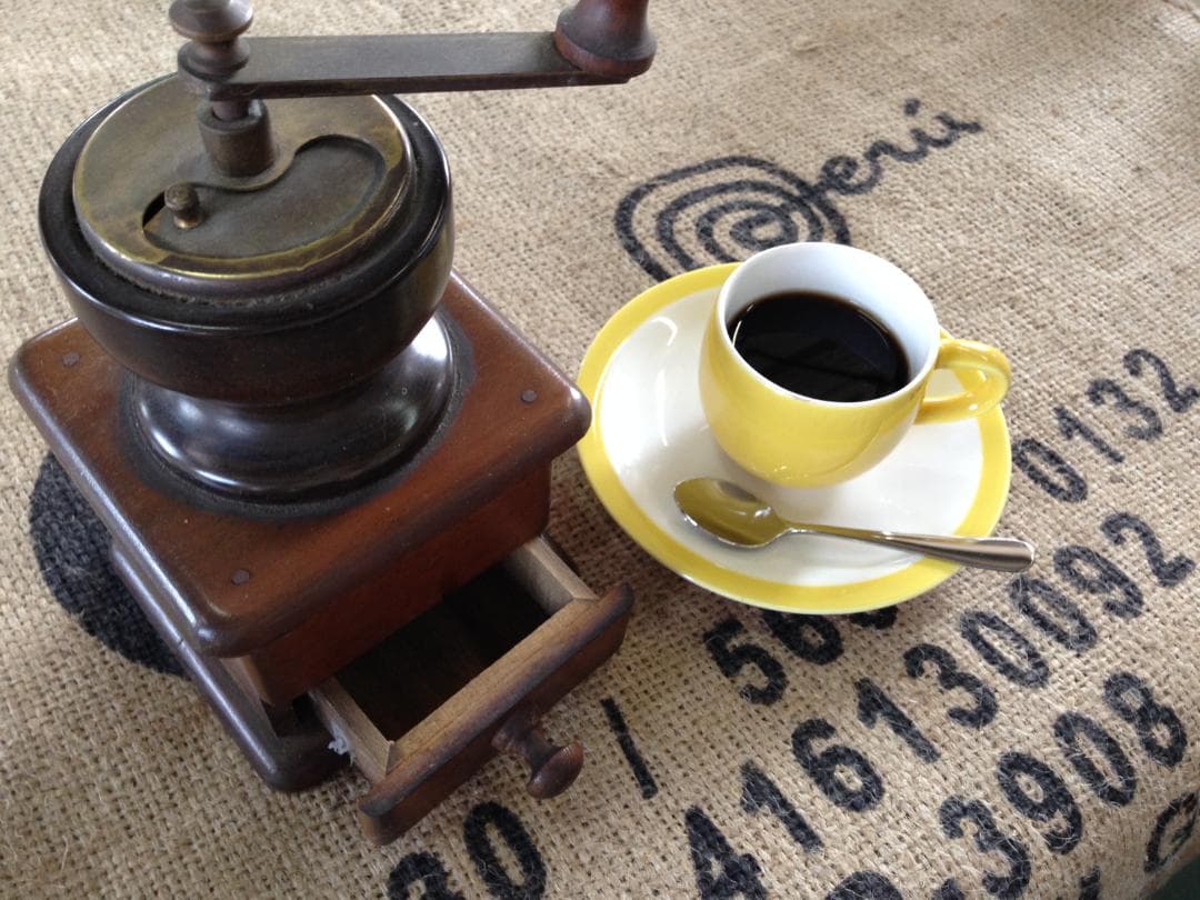 レトロ 手挽きコーヒーミル イタリア製