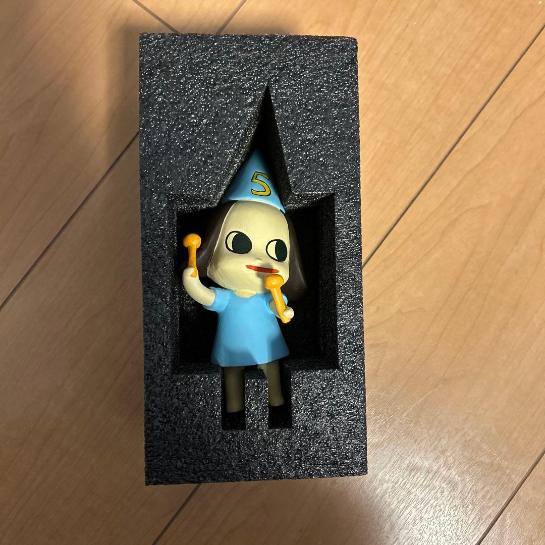 模写　奈良美智　フィギュア　木製