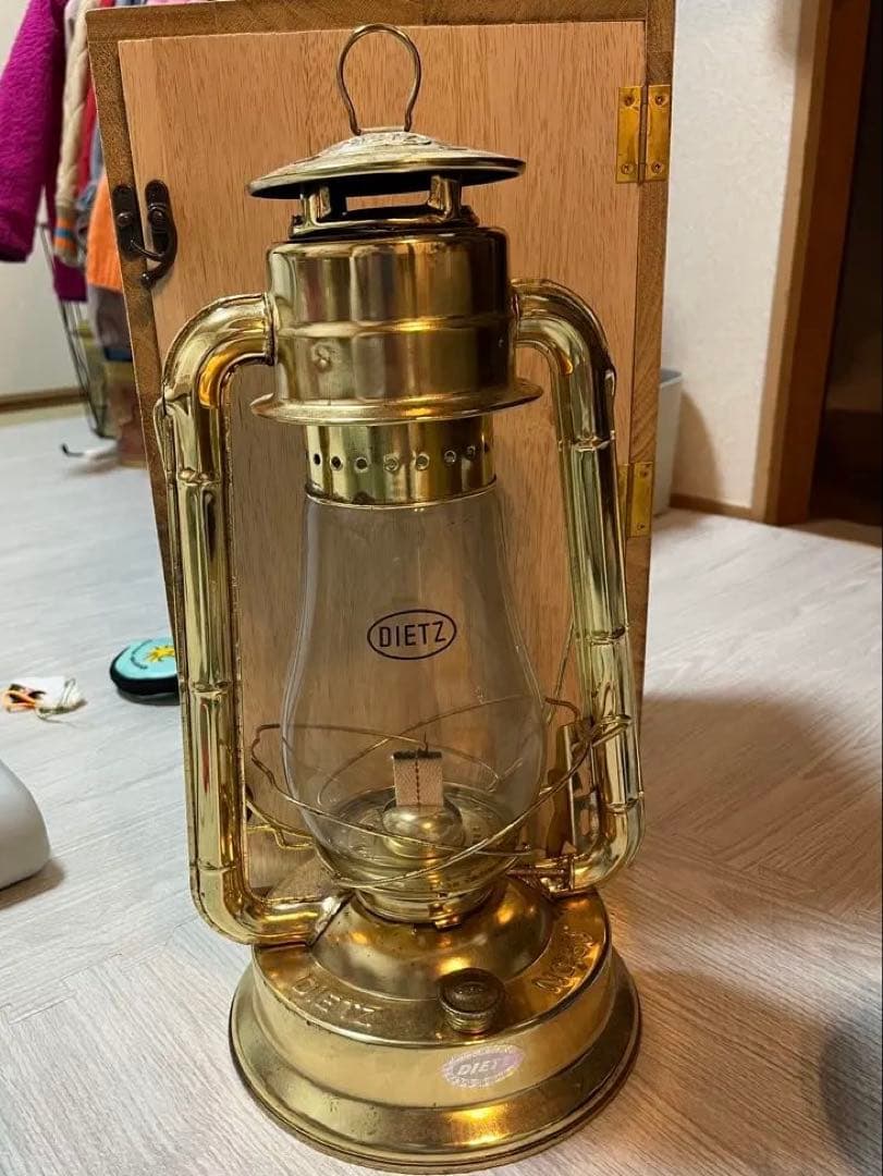 DIETZ 真鍮オイルランタン 木製ケース付き