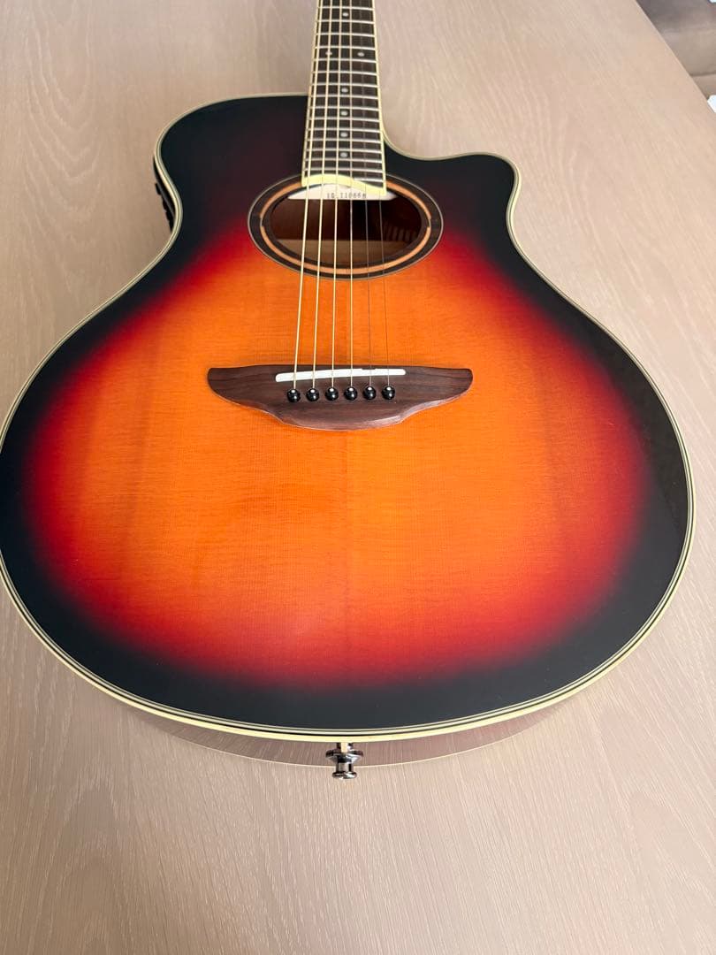 ヤマハAPX700II エレアコ　ケース付